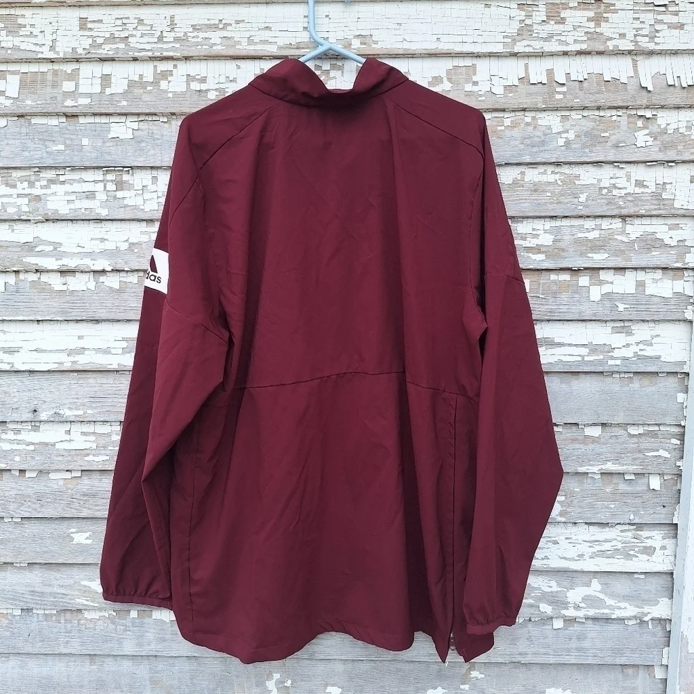 🌟 Adidas Pullover jacket size medium